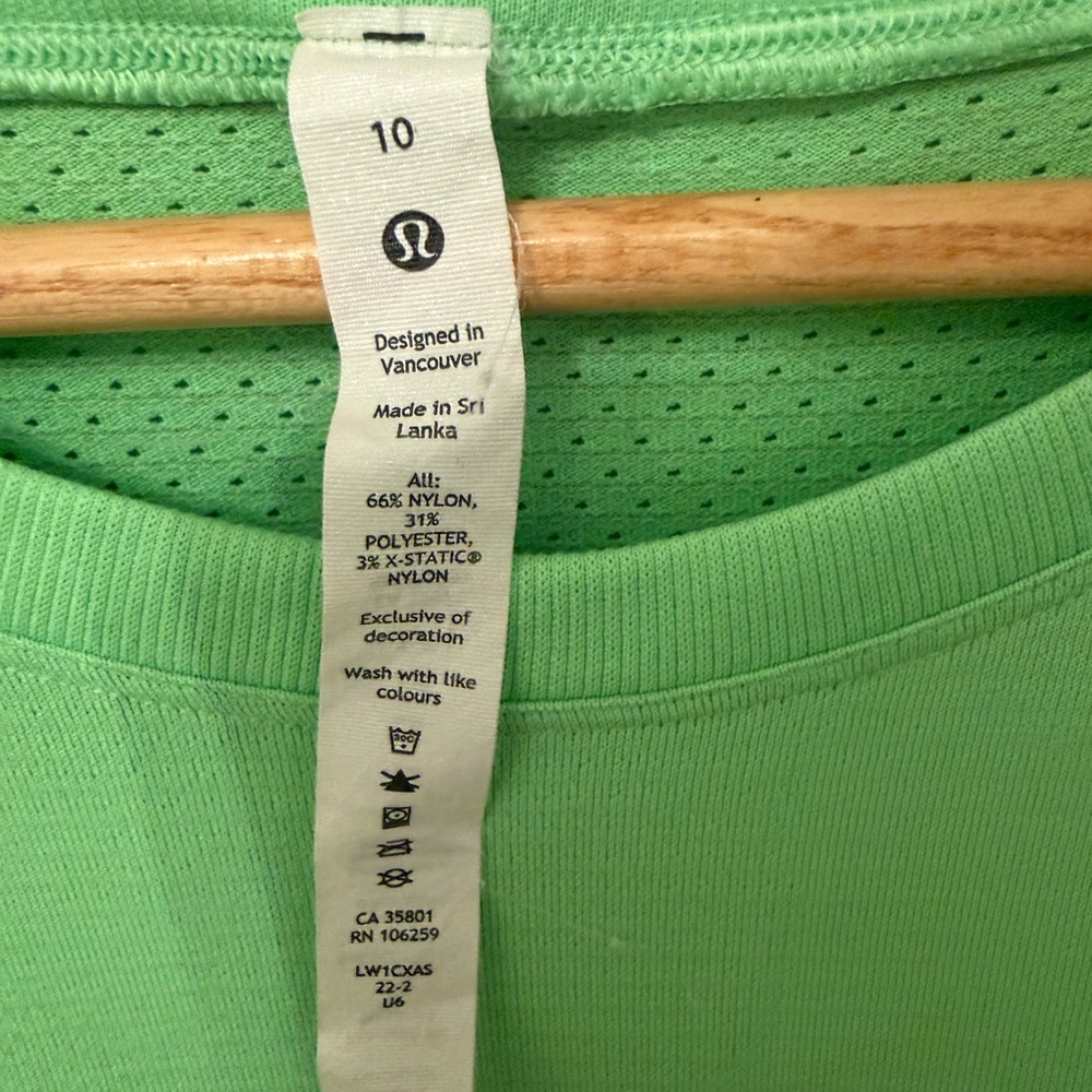 Lululemon Train to be Tank - Picture 3 of 3